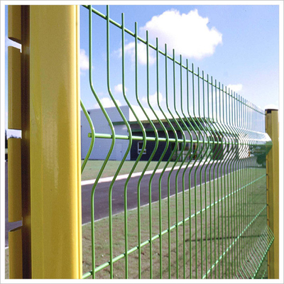Quadrat TL-63 kurvte beschichtetes Mesh Fence Green PVC des Draht-3D