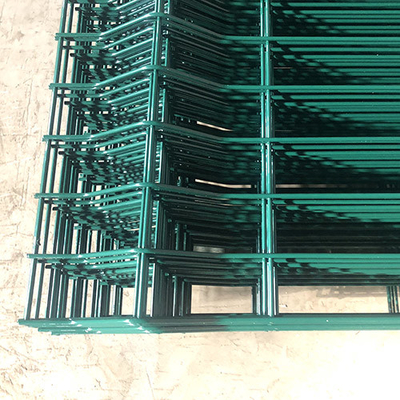 Grünes weißes rotes PVC beschichtete geschweißten 3D Draht Mesh Fence 2.4mx3m