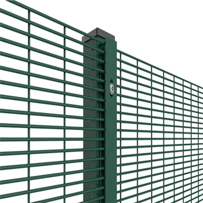 Heißes eingetaucht galvanisierte 358 geschweißtes Hoch Mesh Security Fence Anti Corrosions 2.4m