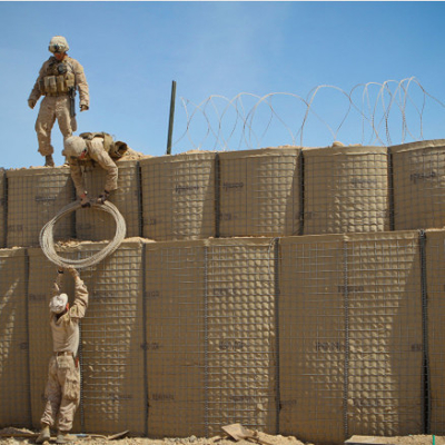 Elektrischer Galvanisierungsgeschweißter Mesh Military Barrier Wall 24 Zoll